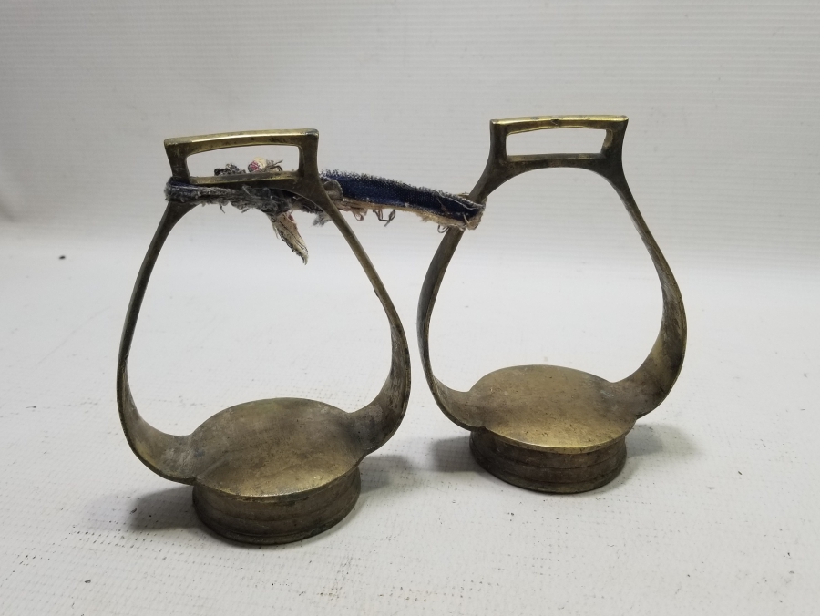 OSMANLI DÖNEMİ SÜLEYMANİYE YAPIMI ÇERKES AT ÜZENGİSİ