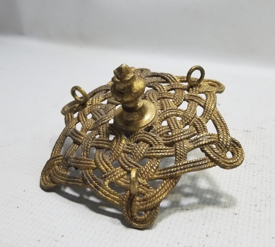 OSMANLI DÖNEMİ KABARTMA İŞÇİLİKLİ SÜLEYMANİYE YAPIMI KANDİL - MUMLUK ASKISI