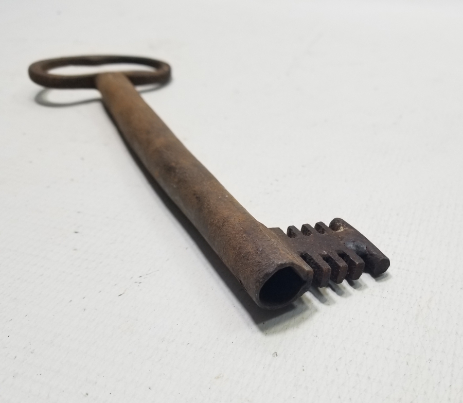 OSMANLI DÖNEMİ DEV BOYDA HAN ANAHTARI