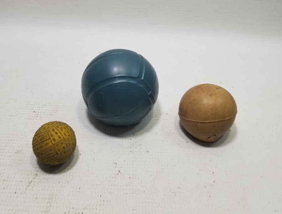 3 ADET ANTİKA OYUNCAK TOP