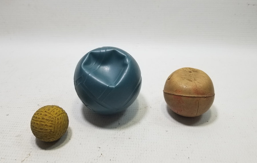 3 ADET ANTİKA OYUNCAK TOP