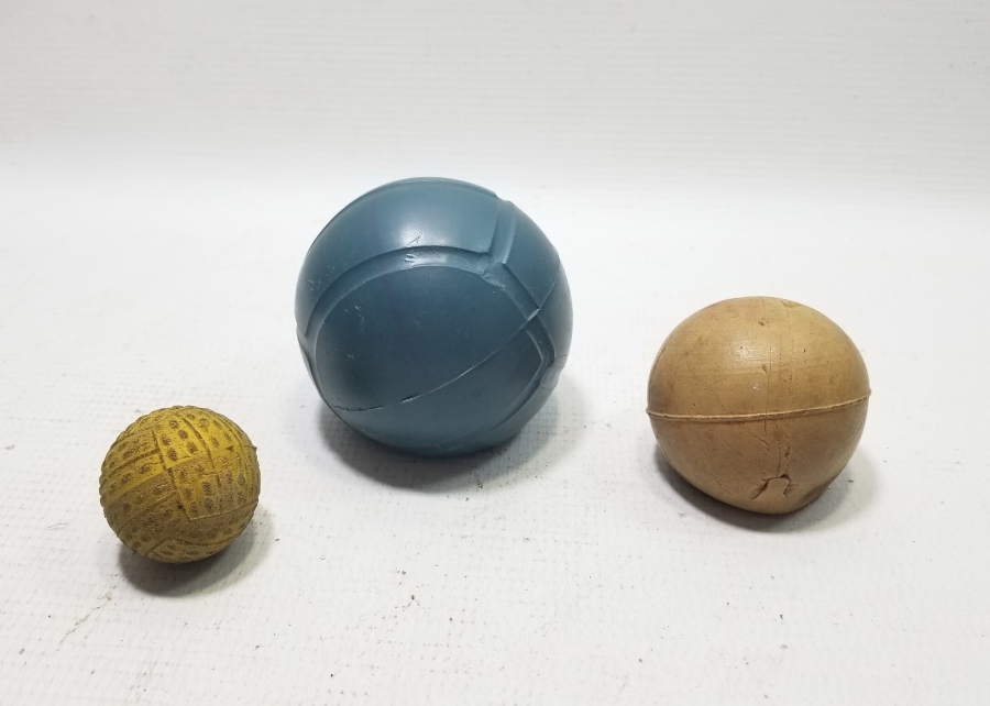 3 ADET ANTİKA OYUNCAK TOP