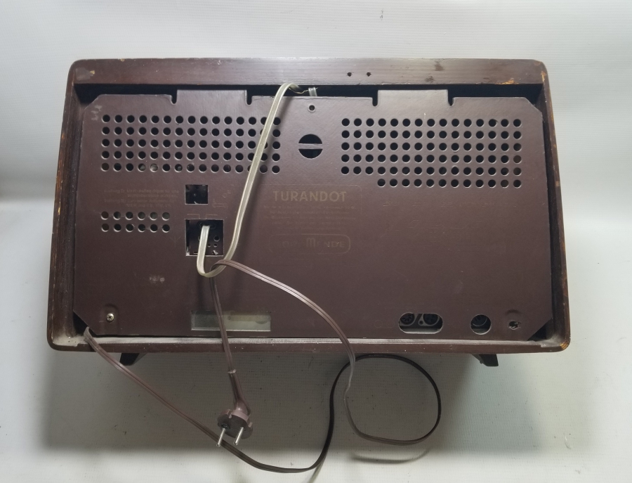 ÇALIŞIR DURUMDA ANTİKA RADYO