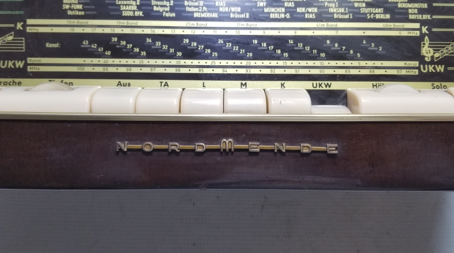 ÇALIŞIR DURUMDA ANTİKA RADYO