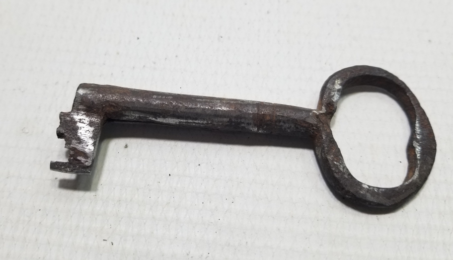 EL DÖVME DEMİRDEN MAMUL OSMANLI DÖNEMİ SANDIK ANAHTARI