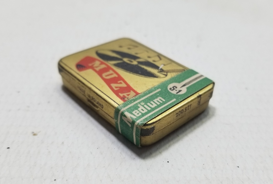 AÇILMAMIŞ KUTUSUNDA ANTİKA GRAMAFON İĞNELERİ