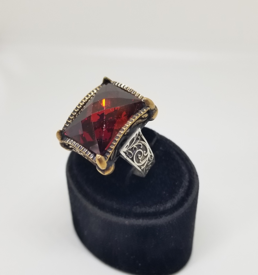 KABARTMA İŞÇİLİKLİ GÜMÜŞ YÜZÜK