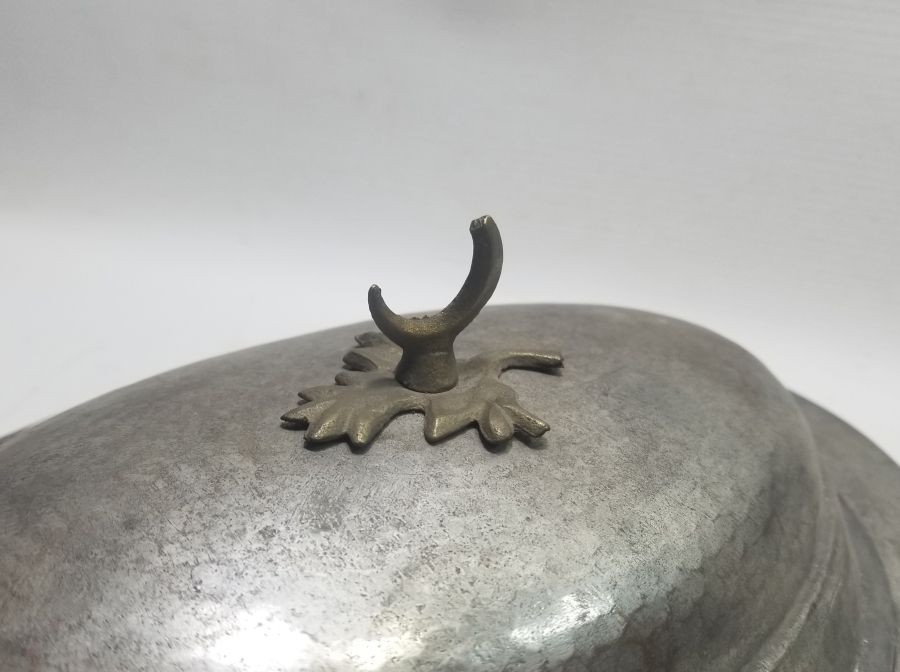 HİLAL TUTMAÇLI OSMANLI DÖNEMİ BAKIR KAPAKLI KAYIK TABAK