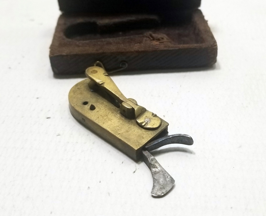 ORİJİNAL KUTUSUNDA OSMANLI DÖNEMİ HACAMAT