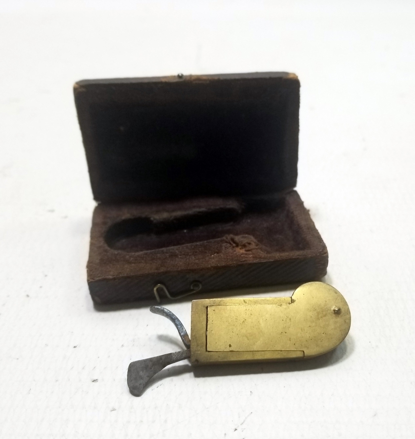 ORİJİNAL KUTUSUNDA OSMANLI DÖNEMİ HACAMAT