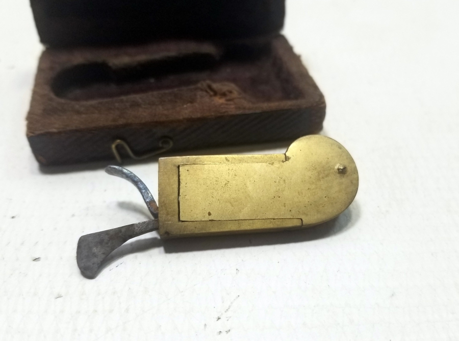 ORİJİNAL KUTUSUNDA OSMANLI DÖNEMİ HACAMAT