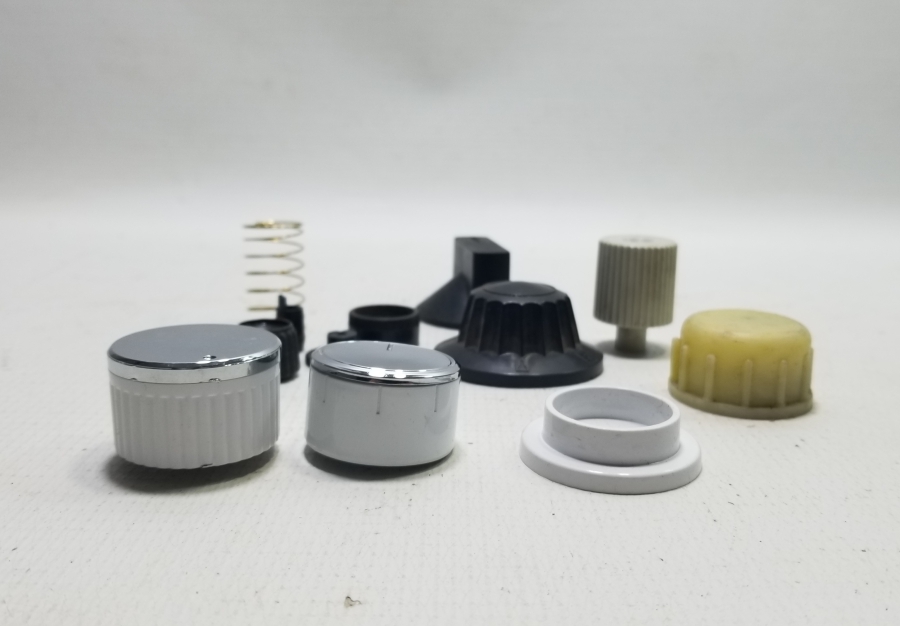 ANTİKA RADYO DÜĞMELERİ LOTU