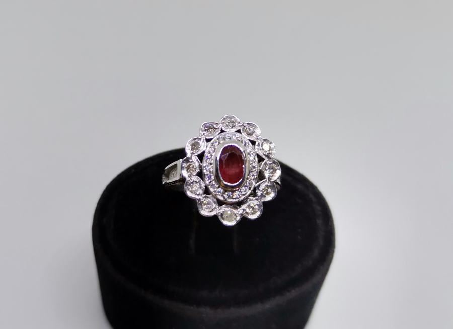 YAKUT VE PIRLANTA TAŞLI ÇOKLU YONCA MODELİ YÜZÜK