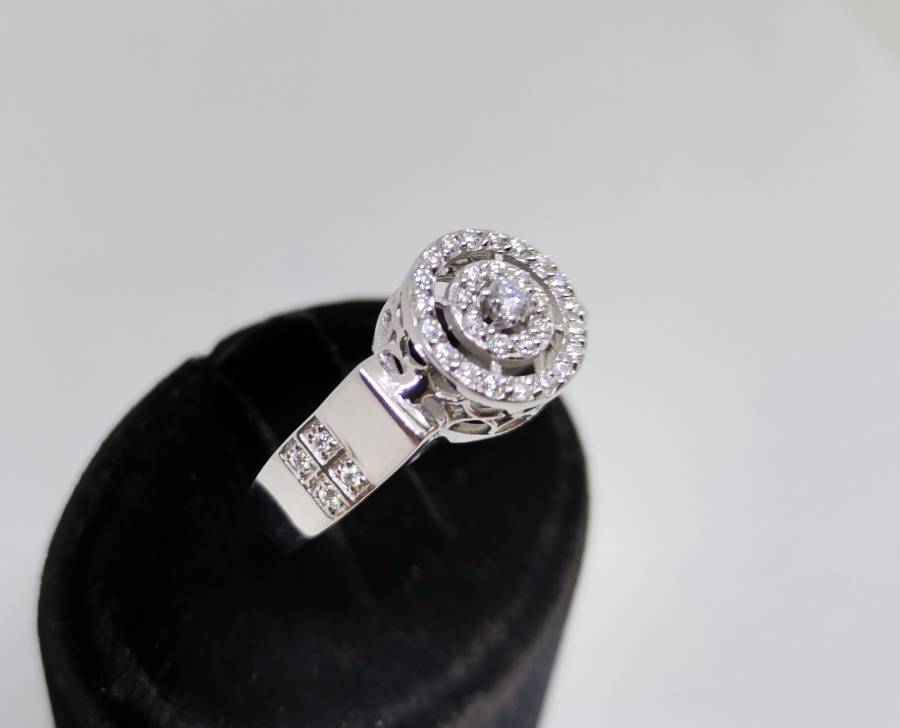 PIRLANTA TAŞLI SONSUZLUK MODELİ YÜZÜK