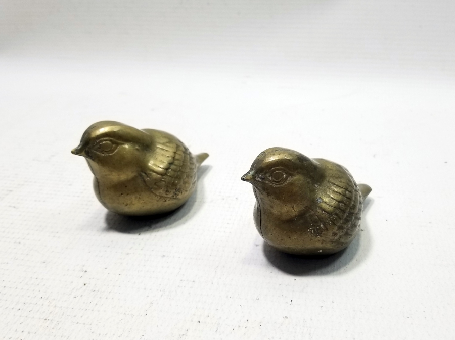 KUŞ FORMLU İKİ ADET ANTİKA PİRİNÇ KAĞIT AĞIRLIĞI