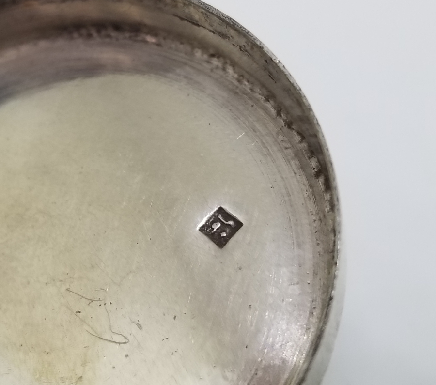 DAMLA KEHRİBARLI OSMANLI DÖNEMİ GÜMÜŞ KAPAKLI KUTU