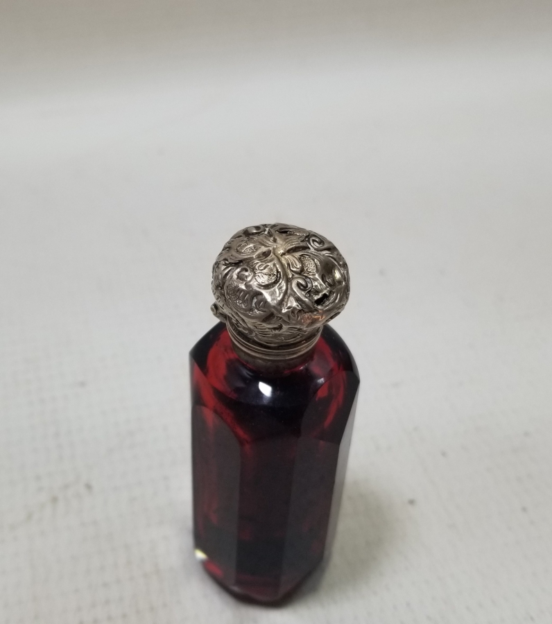 GÜMÜŞ KAPAKLI OSMANLI DÖNEMİ NADİR PARFÜM - KOKU ŞİŞESİ