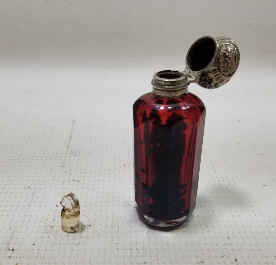 GÜMÜŞ KAPAKLI OSMANLI DÖNEMİ NADİR PARFÜM - KOKU ŞİŞESİ