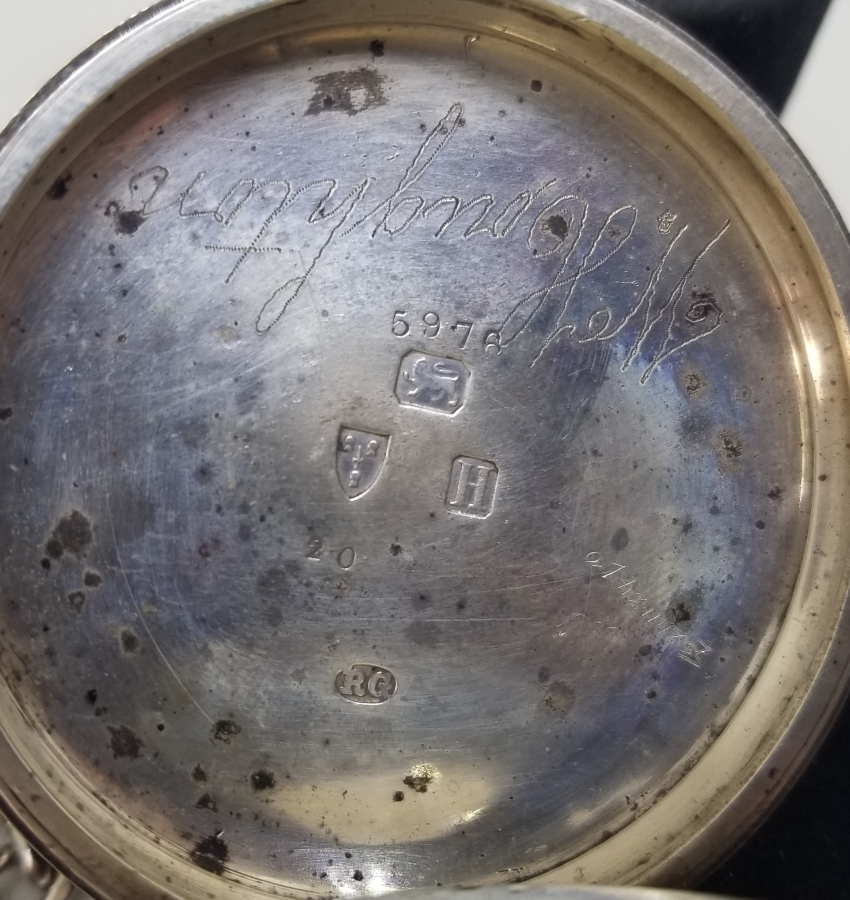 NADİR TİPTE GÜMÜŞ KASA YARIM PRİOR CEP SAATİ