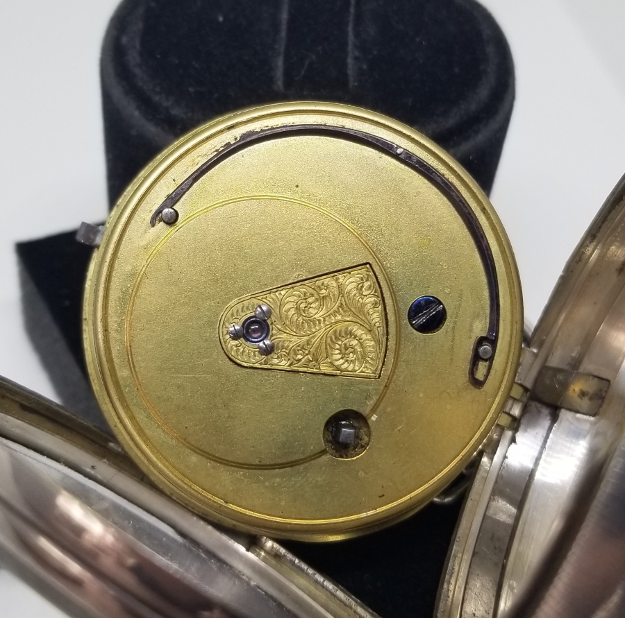 NADİR TİPTE GÜMÜŞ KASA YARIM PRİOR CEP SAATİ