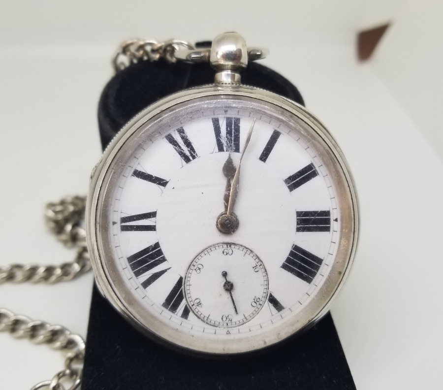 NADİR TİPTE GÜMÜŞ KASA YARIM PRİOR CEP SAATİ