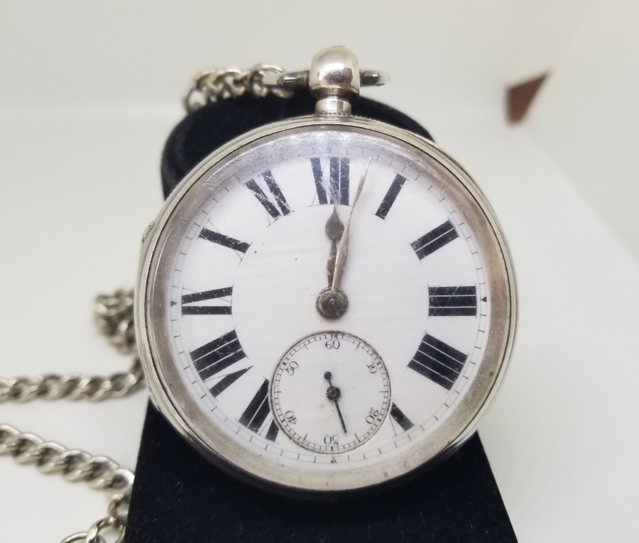 NADİR TİPTE GÜMÜŞ KASA YARIM PRİOR CEP SAATİ