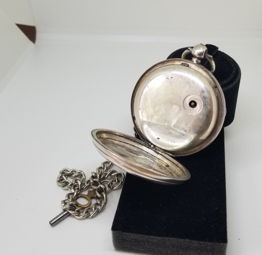 NADİR TİPTE GÜMÜŞ KASA YARIM PRİOR CEP SAATİ