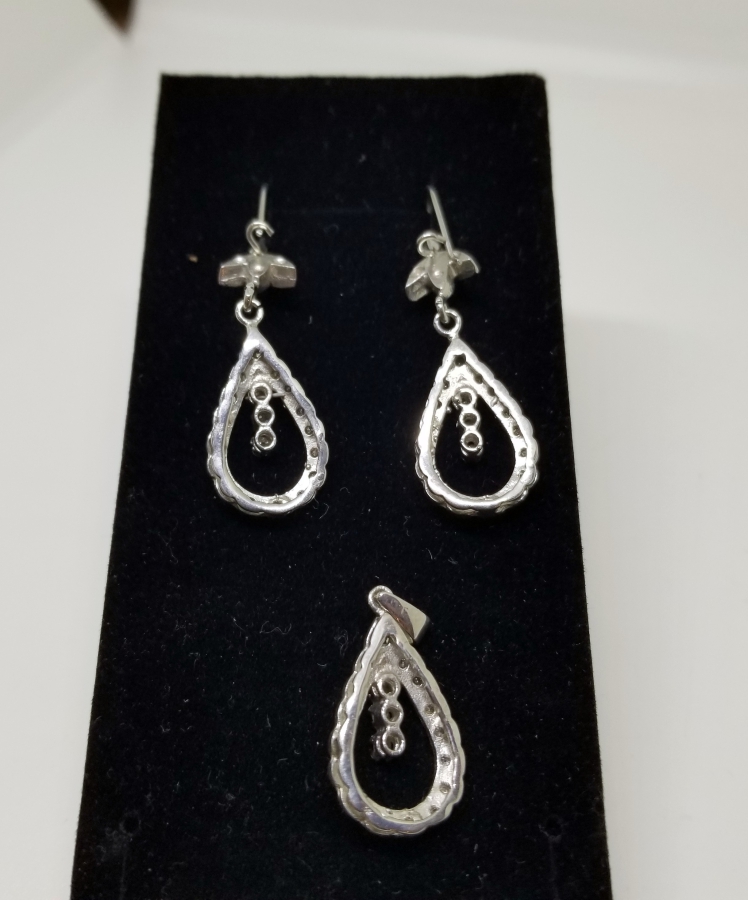 DAMLA MODEL PIRLANTA TAŞLI ÖZEL YAPIM KOLYE KÜPE TAKIMI