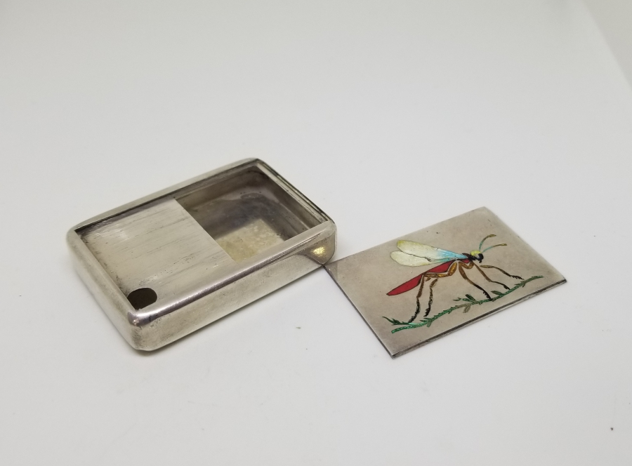 1900 BAŞLARI ÇOK NADİR MİNELİ GÜMÜŞ ÇEKİRGE KUTUSU