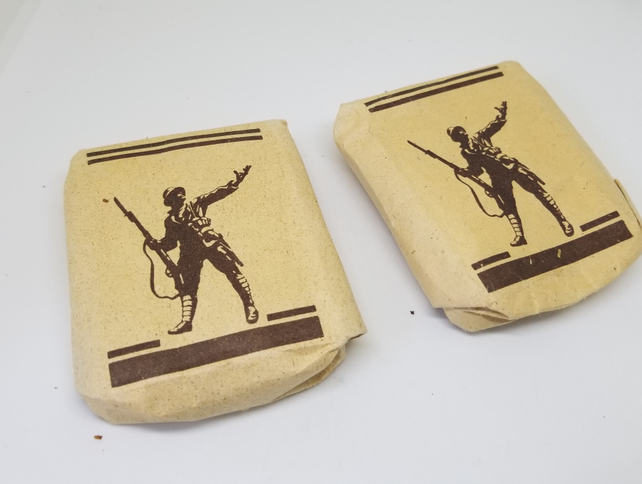 İKİ ADET ANTİKA ASKER SİGARASI