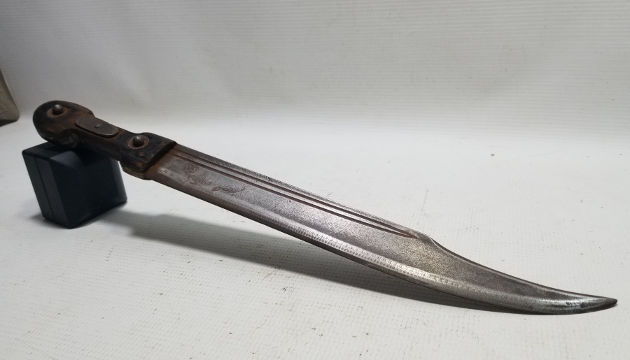 NADİR FORMDA ÜZERİ USTA DAMGALI OSMANLI DÖNEMİ GADDANE ÇERKES KAMASI