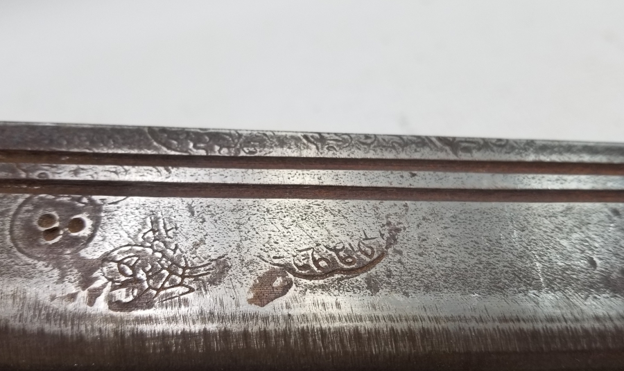 NADİR FORMDA ÜZERİ USTA DAMGALI OSMANLI DÖNEMİ GADDANE ÇERKES KAMASI