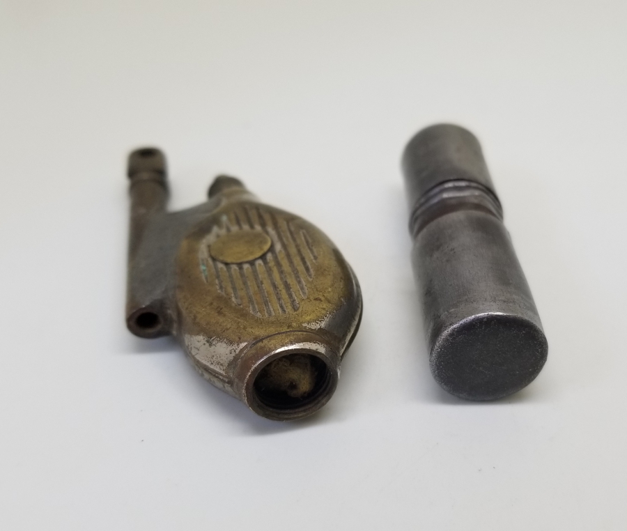 OSMANLI DÖNEMİ İKİ ADET SUBAY ÇAKMAĞI