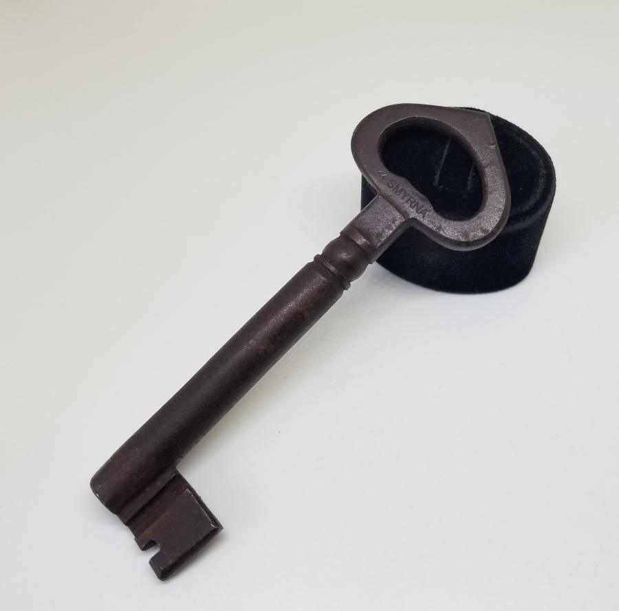 SMYRNA YAZILI OSMANLI DÖNEMİ EL YAPIMI ANAHTAR