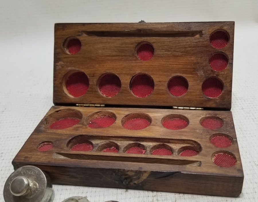 ORİJİNAL AHŞAP KUTUSUNDA ANTİKA DİRHEM LOTU