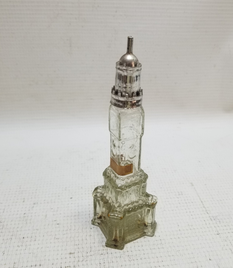 ÜZERİ AY YILDIZ VE İZMİR SAAT KULESİ FİGÜRLÜ ANTİKA CAM KOLONYA ŞİŞESİ