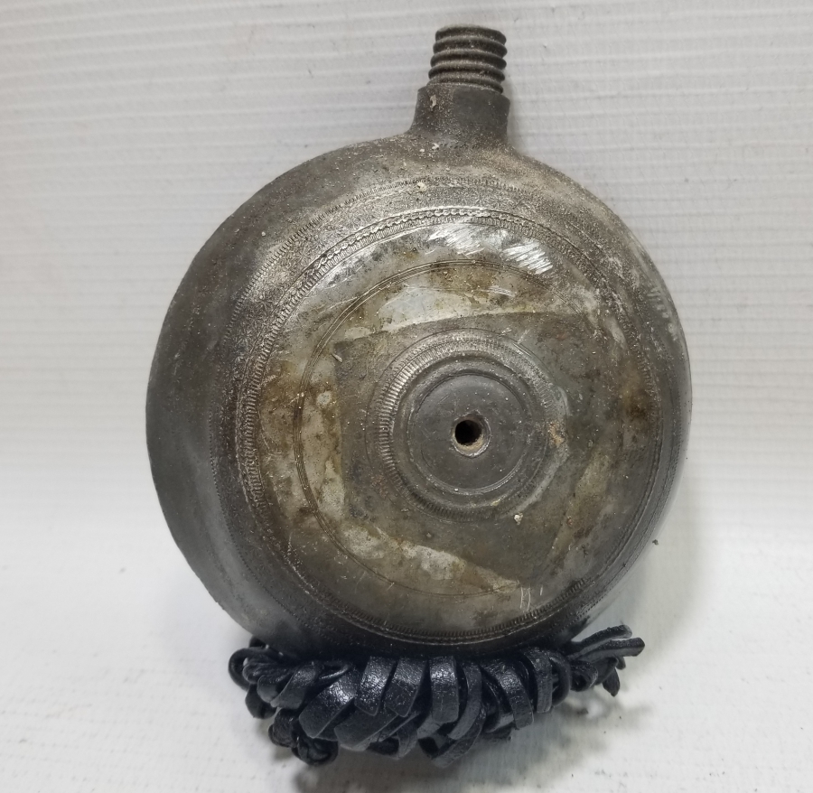 NADİR TİPTE METAL RUM ASKER MATARASI