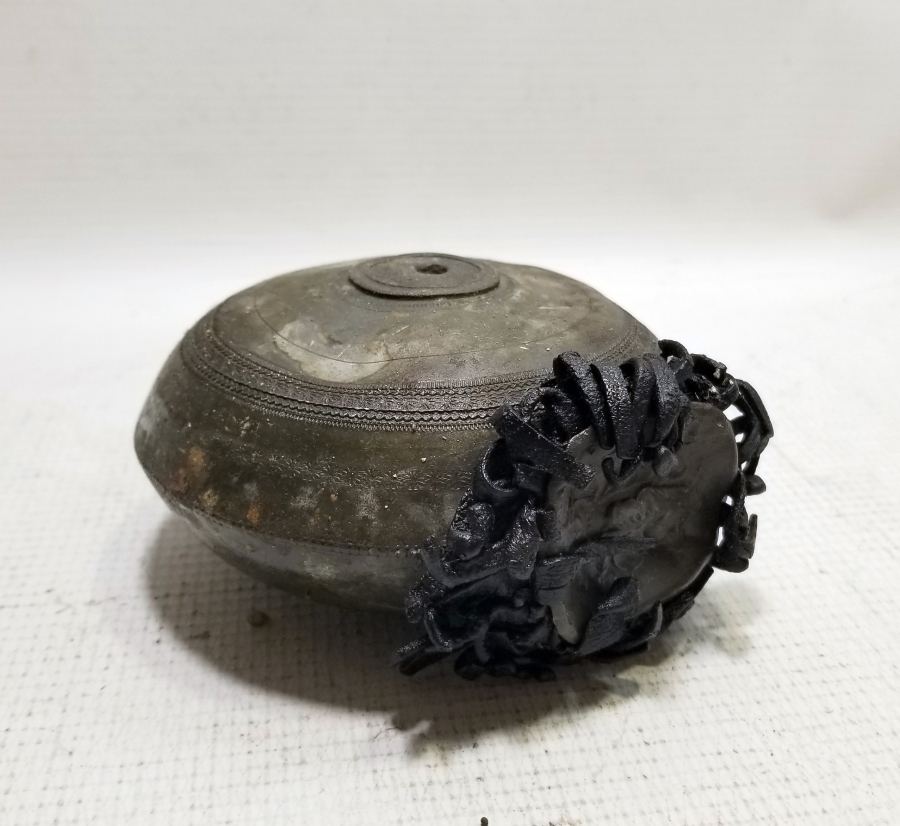 NADİR TİPTE METAL RUM ASKER MATARASI