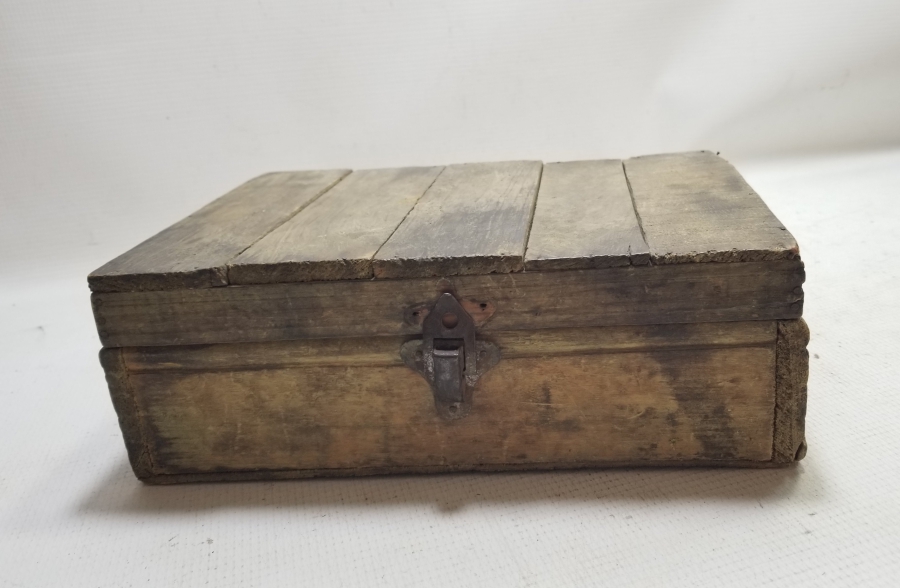 EL YAPIMI ANTİKA AHŞAP OKUL ÇANTASI