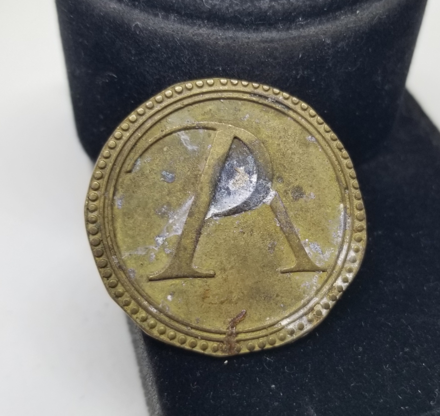 BİR TARAFI OSMANLICA BİR TARAFI LATİNCE YAZILI NADİR JETON