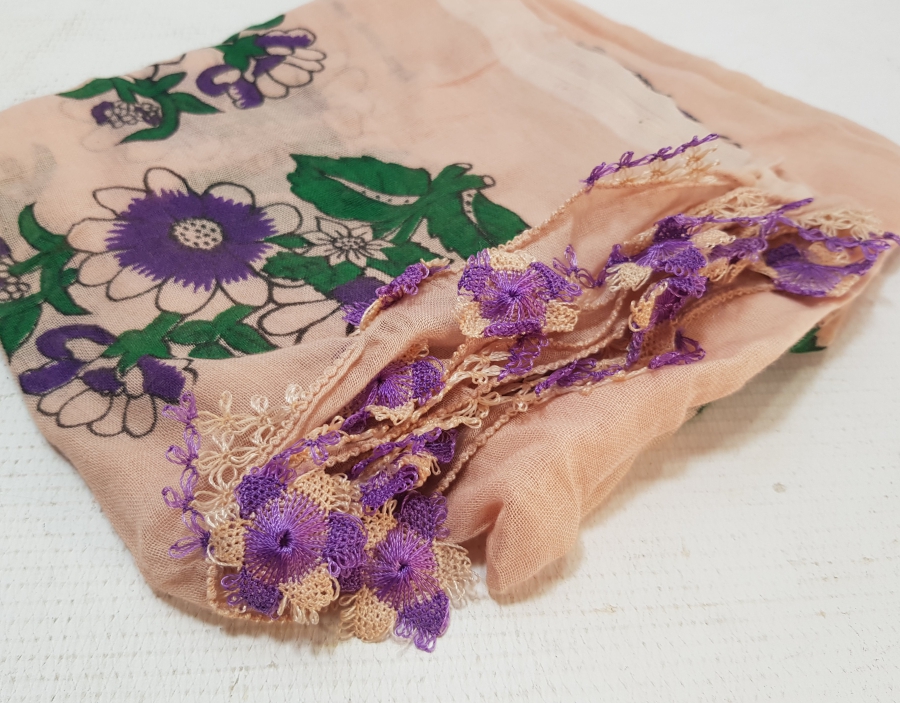 KENARLARI İĞNE OYALI ANTİKA YAZMA