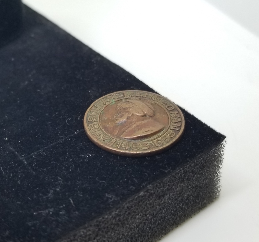 İSTANBUL'UN FETHİNİN 500. YILI ANISINA BASTIRILMIŞ FATİH SULTAN MEHMED GÖRSELLİ MADALYON