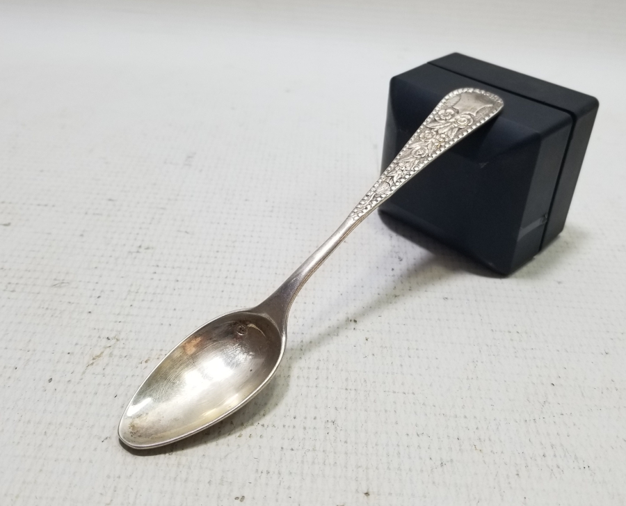 KABARTMA İŞÇİLİKLİ VE TUĞRALI OSMANLI DÖNEMİ GÜMÜŞ KAŞIK