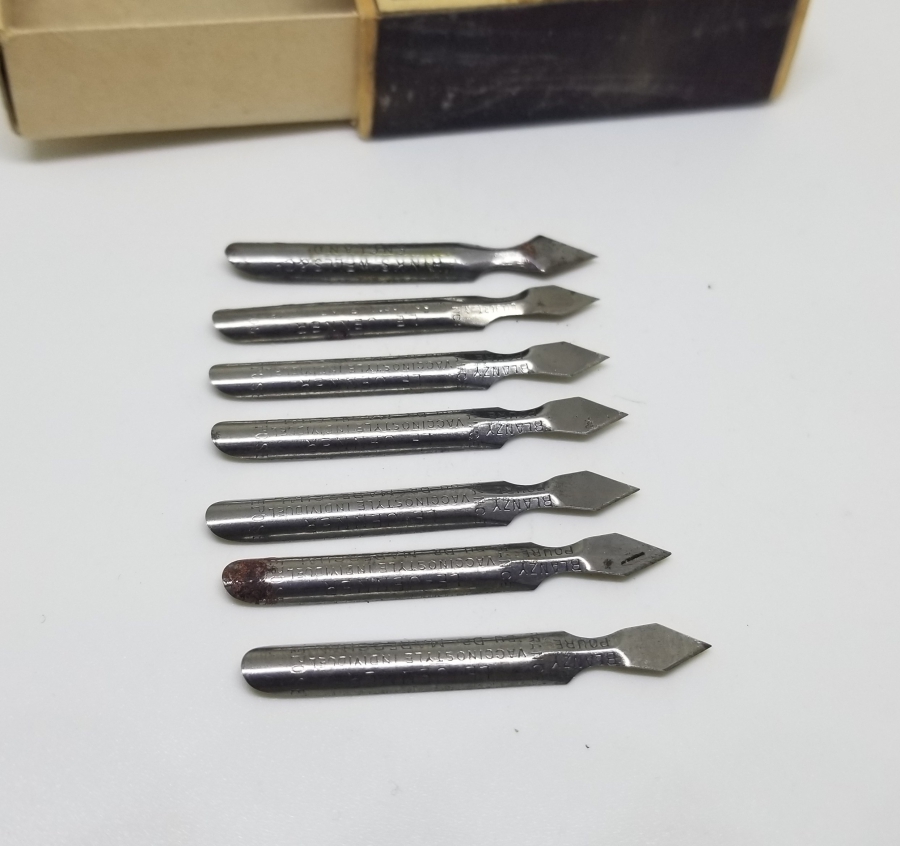 KUTUSUNDA OSMANLI DÖNEMİ DİVİT UÇLARI