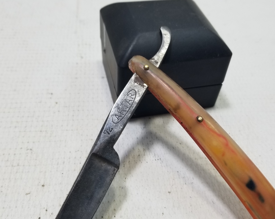 YERLİ YAPIM ANTİKA BERBER USTURASI