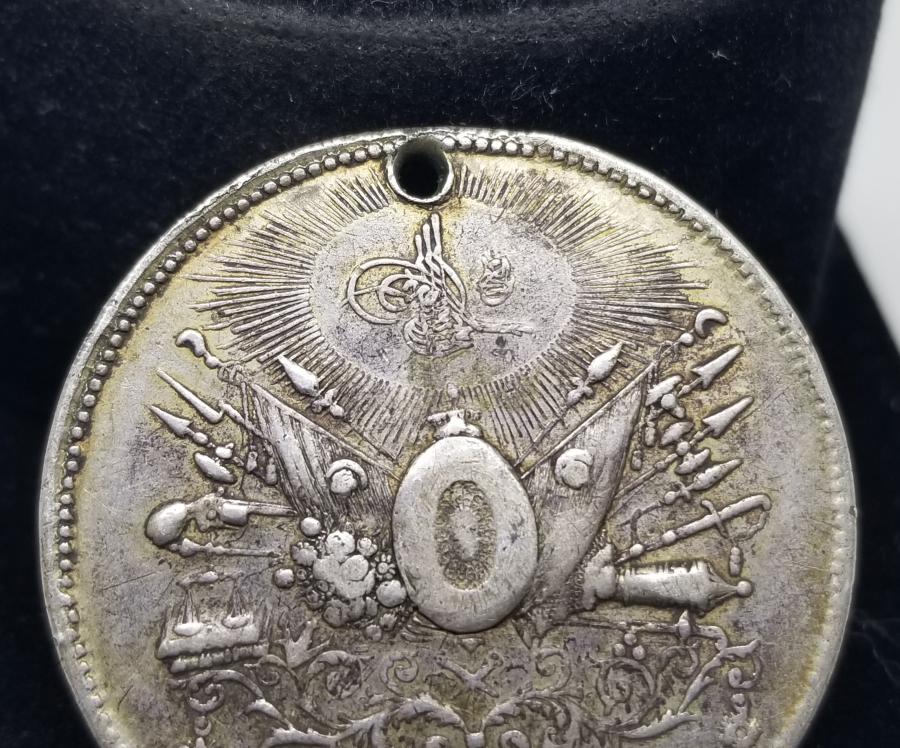 12. MUSİKİ ALAYI BÖLÜK EMİNİ MEHMED BEY'E VERİLMİŞ İFTİHAR MADALYASI