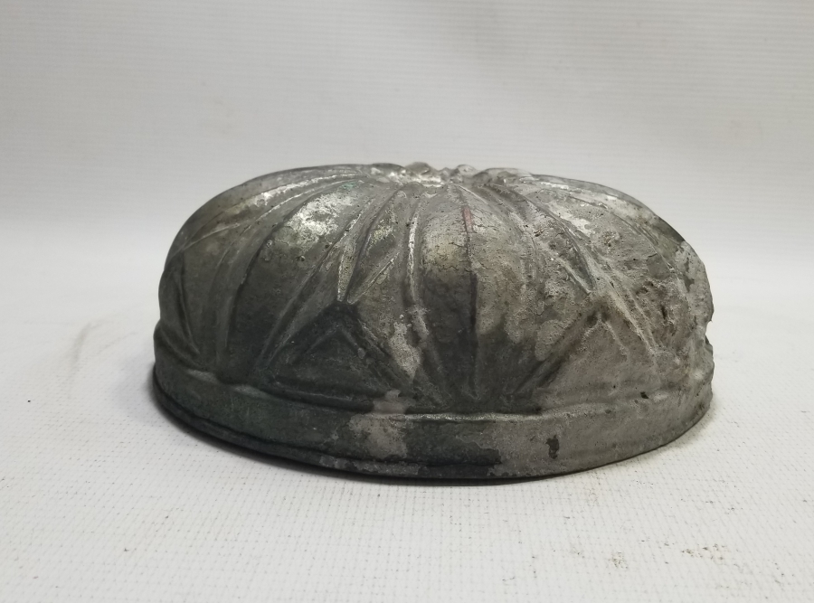 OSMANLI DÖNEMİ KABARTMA İŞÇİLİKLİ SELÇUKLU BAKIR HAMAM TASI