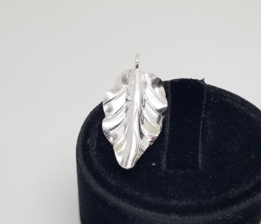 YAPRAK FORMLU GÜMÜŞ KOLYE UCU