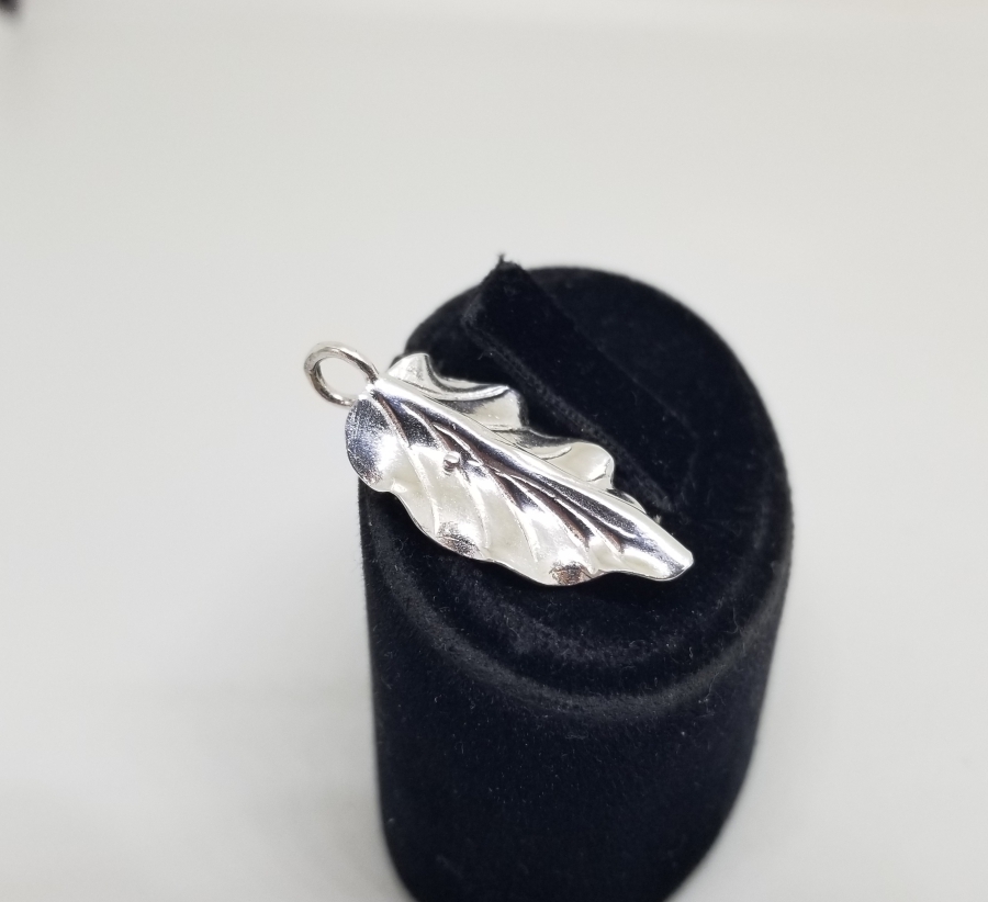 YAPRAK FORMLU GÜMÜŞ KOLYE UCU