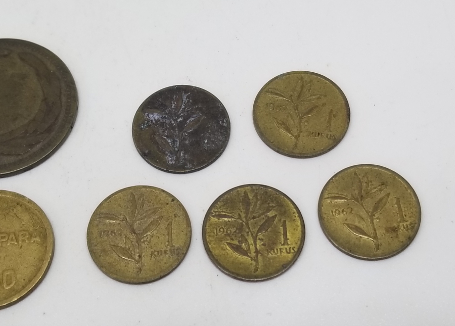 ANTİKA YERLİ METAL PARA LOTU